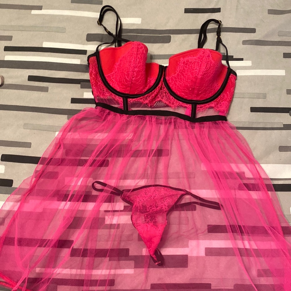VS like new lingerie